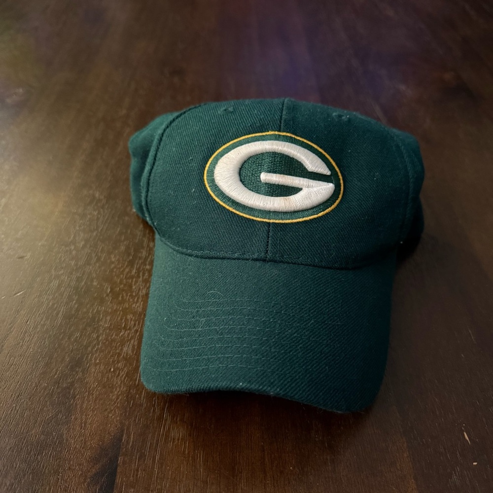 NFL Reebok On The Field Green Cap with Green Bay Logo